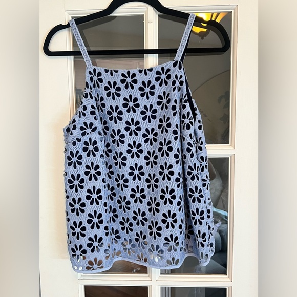 Maeve Anthropologie crochet overlay top size 10 - Picture 2 of 9